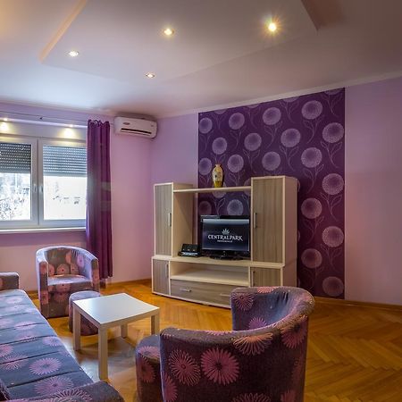 Central Park Family Apartment เบลเกรด ภายนอก รูปภาพ